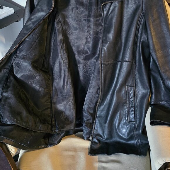 Danier black leather womens car coat - Picture 3 of 4